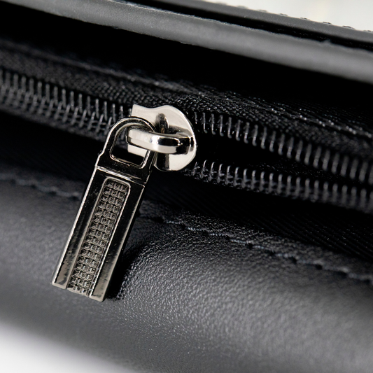 BritCraft Deluxe Leather Travel Companion